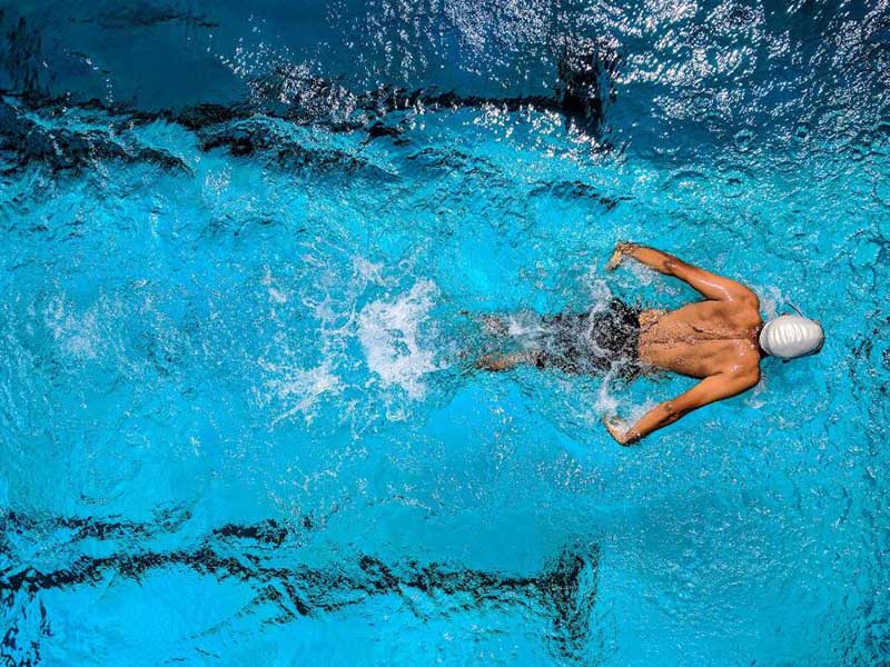 泳池水质好坏如何辨别